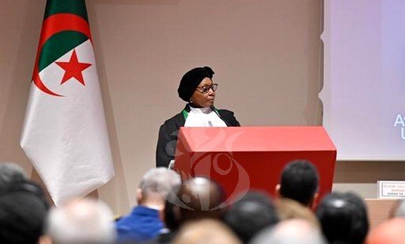 اللجنة الأفريقية لحقوق الانسان اللجنة الأفريقية لحقوق الانسان