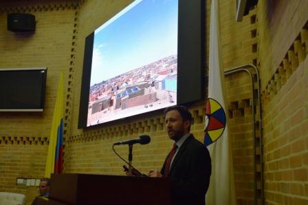 , Leonar Botero, directivo de la Asociación Colombiana de Amistad con el Pueblo Saharaui (ACOLPS , Leonar Botero, en Conversatorio por Sahara Occidental
