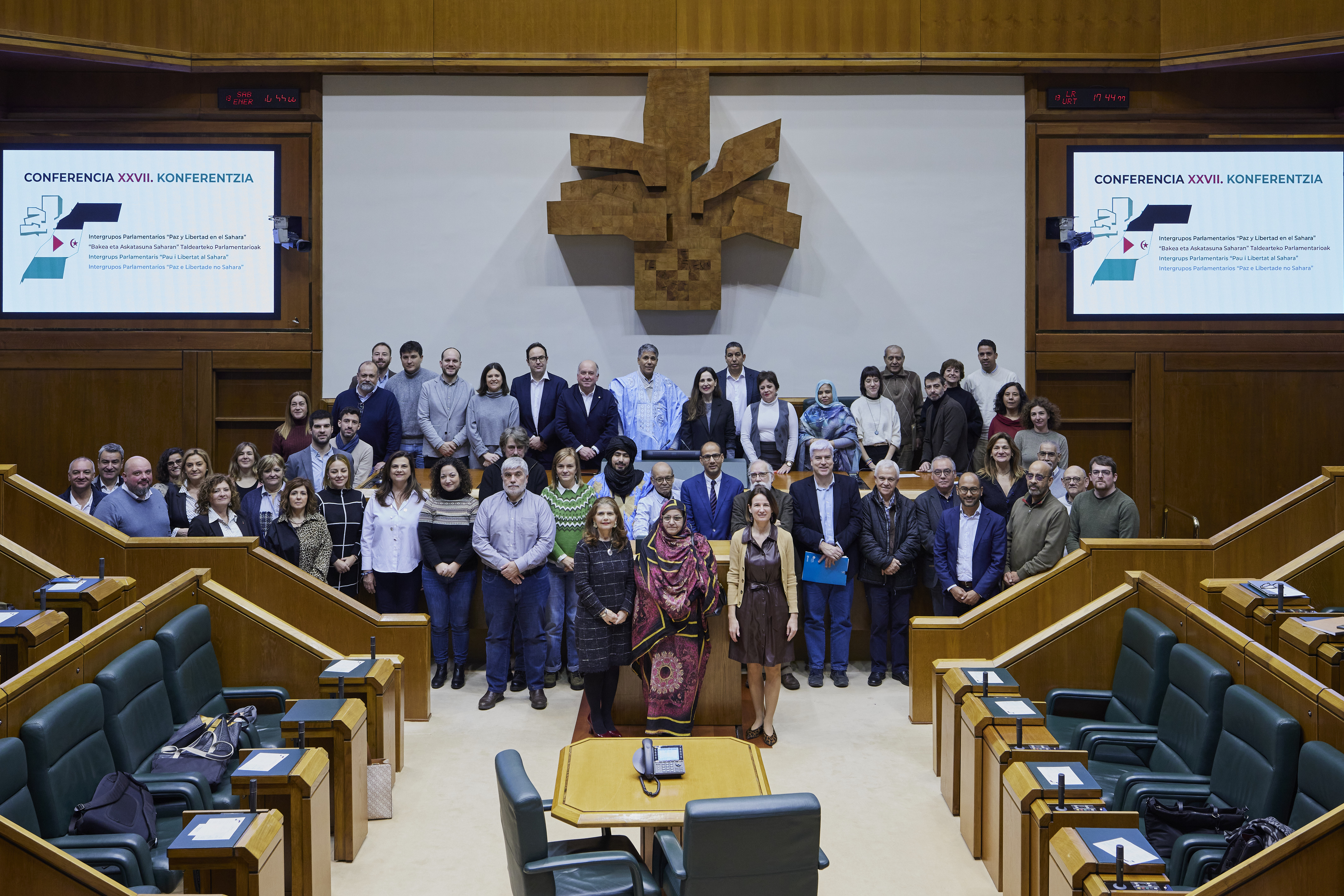Parlamentos Autonómicos de España renuevan compromiso con la lucha del pueblo saharaui: “Declaración de Vitoria-Gasteiz” Parlamentos Autonómicos de España renuevan compromiso con la lucha del pueblo saharaui: “Declaración de Vitoria-Gasteiz”