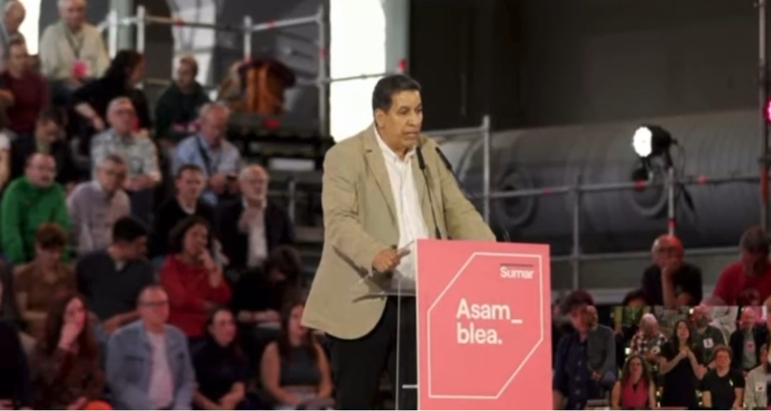 Abdulah Arabi reivindica en la asamblea a de SUMAR las acciones necesarias para que España asuma sus responsabilidades con el pueblo saharaui. Abdulah Arabi reivindica en la asamblea a de SUMAR las acciones necesarias para que España asuma sus responsabilidades con el pueblo saharaui.