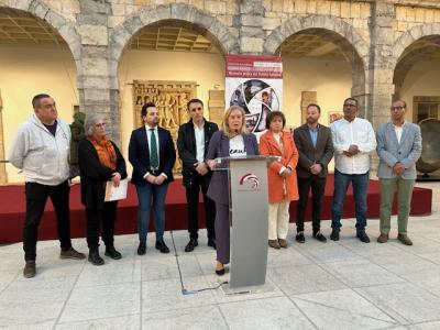 Inauguración de la exposición saharaui en el parlamento cántabro Inauguración de la exposición saharaui en el parlamento cántabro