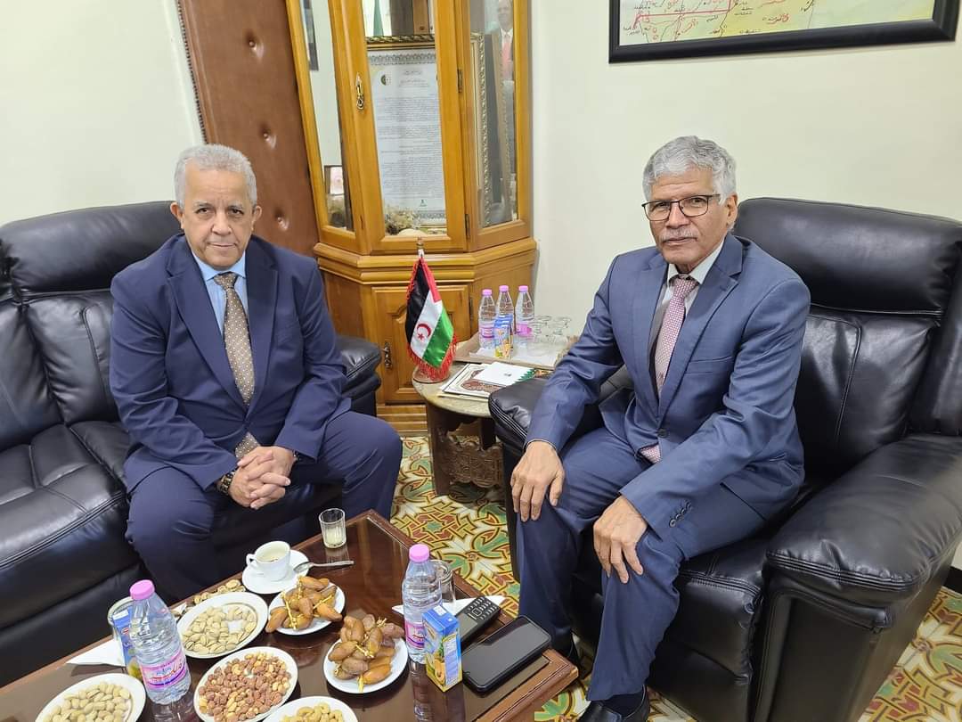 الجزائر