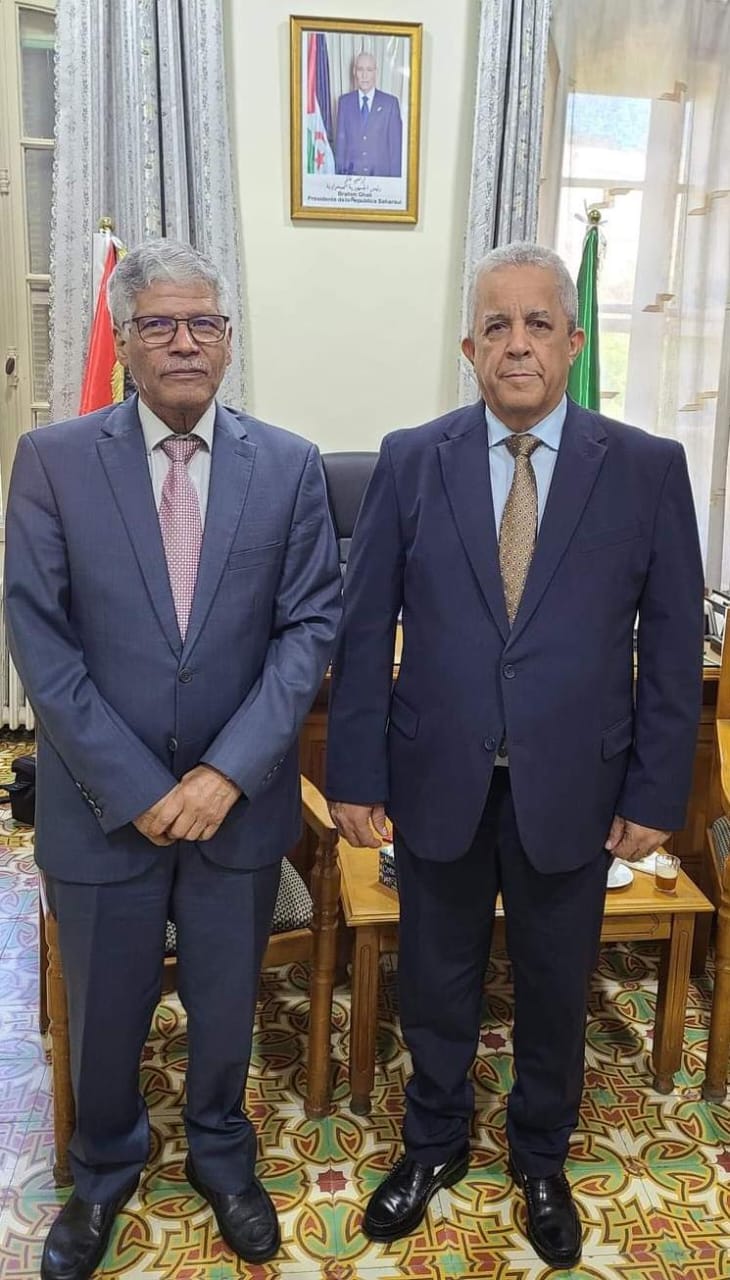 الجزائر