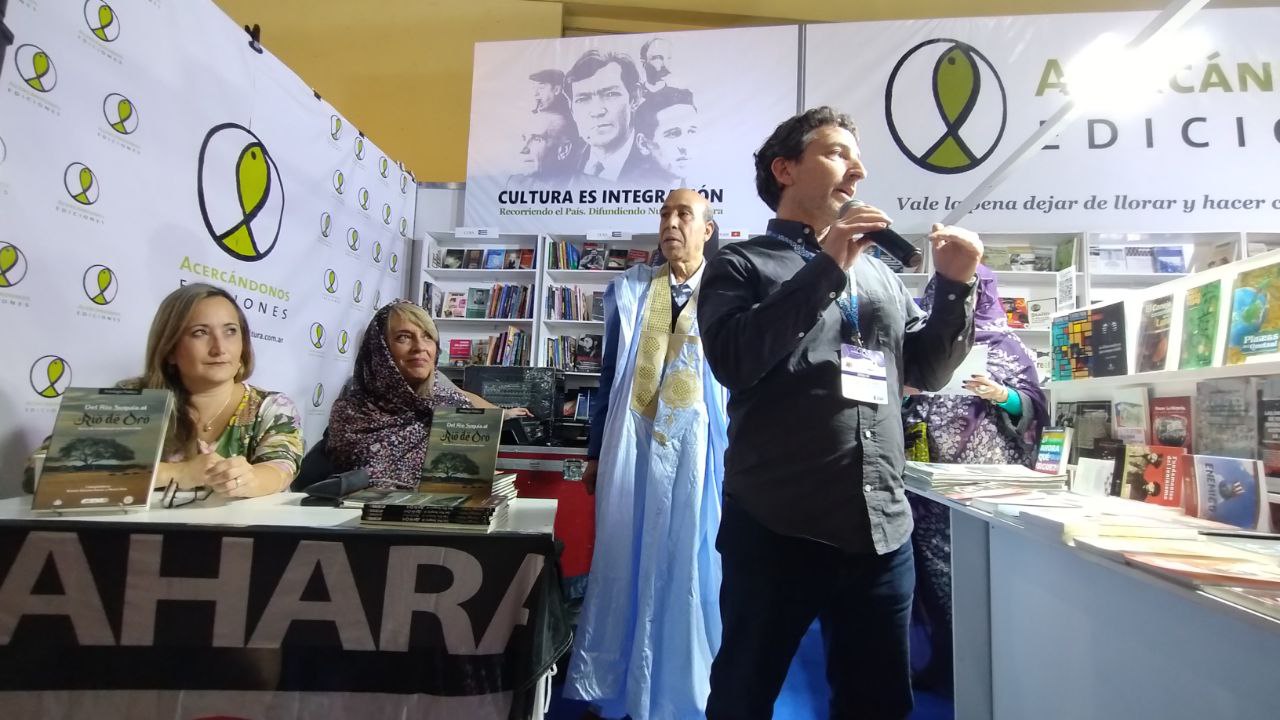 Fernando Roperto, director de la Editorial Acercándonos nueva antología poética solidaria con el Sáhara Occidental