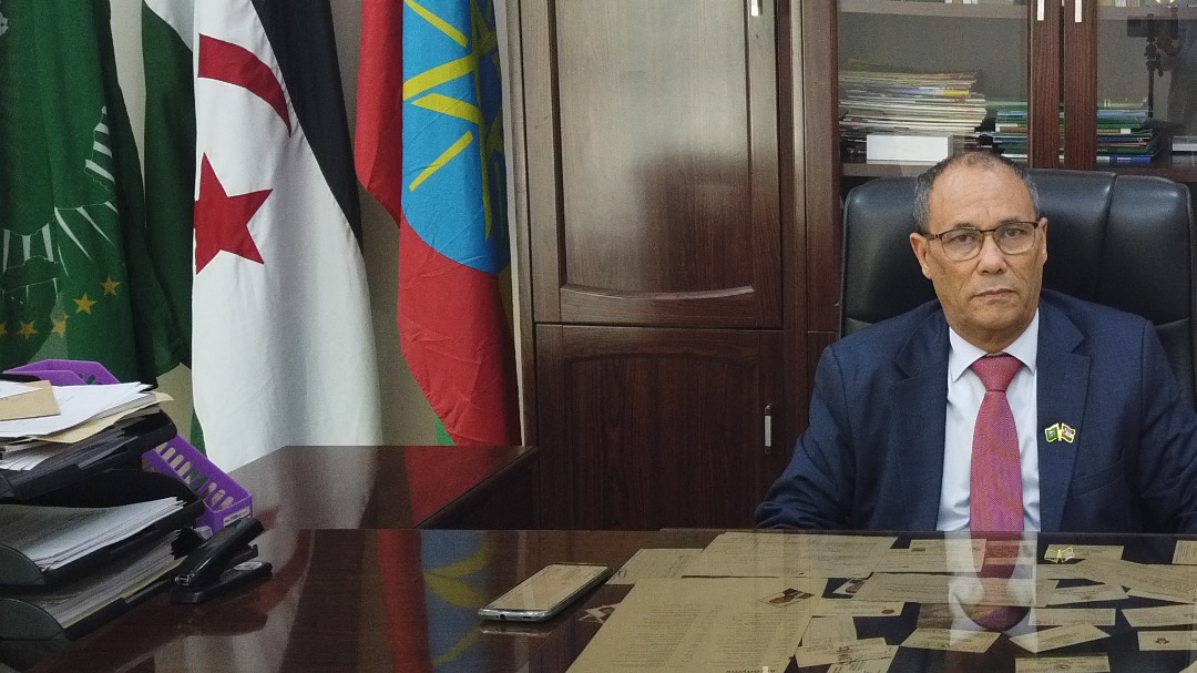 La RASD en la UA. Embajador Lamman Abbali Embajador ante la UA ,Lamman Abaali