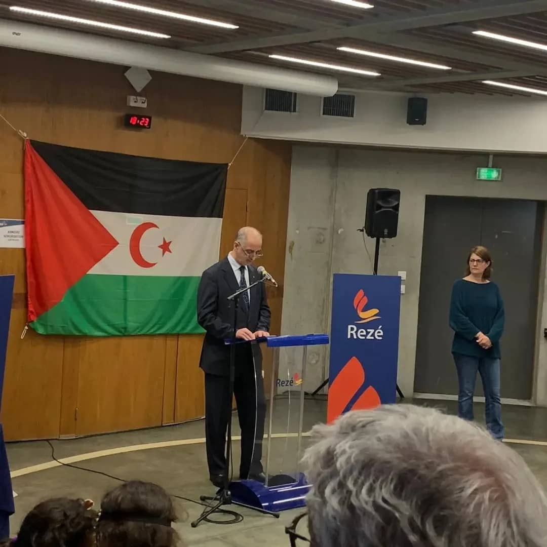 فرنسا