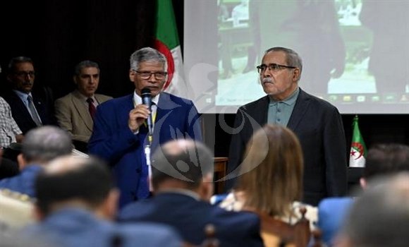 الجزائر