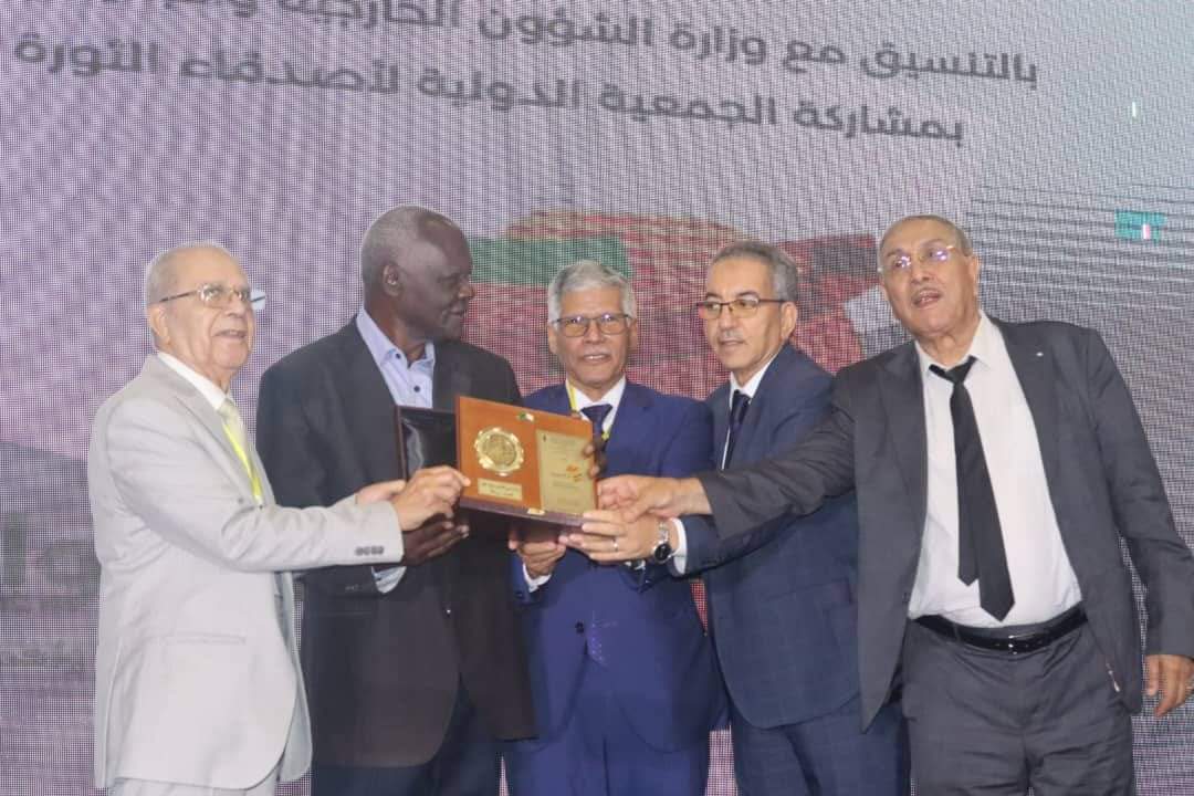 الجزائر