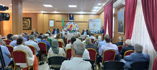 الجزائر