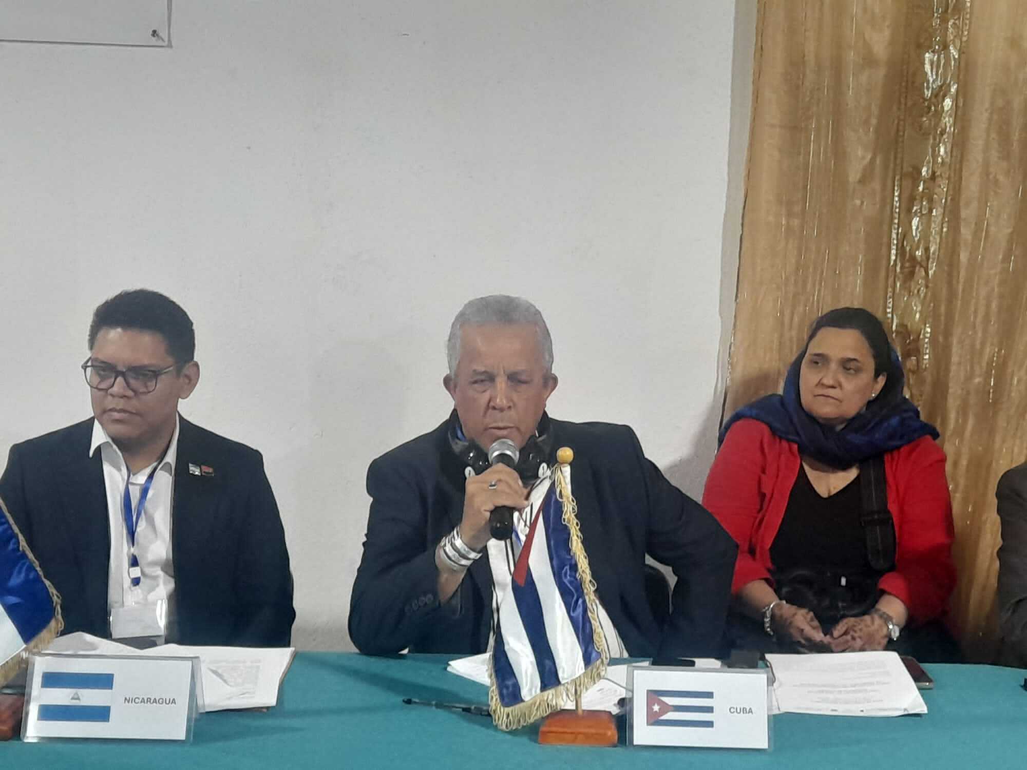 Embajador de Cuba en Forum embajador de la República de Cuba en Argel, Hector Igarza