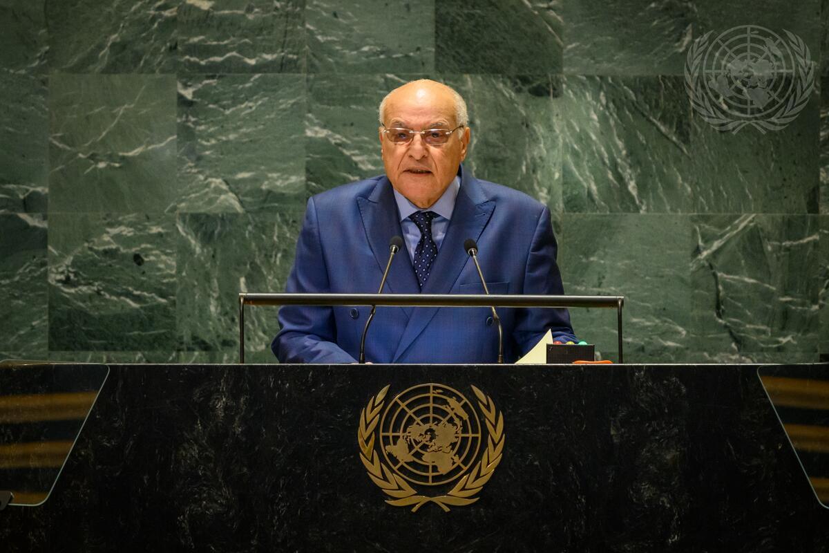 ministro de Asuntos Exteriores de Argelia , Ahmed Attaf en Debate General del 79º Período Ordinario de Sesiones de la Asamblea General de la Organización de las Naciones Unidas (ONU)”, Debate General del 79º Período Ordinario de Sesiones de la Asamblea General de la Organización de las Naciones Unidas (ONU)”,