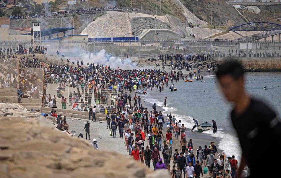 migrantes ceuta 24