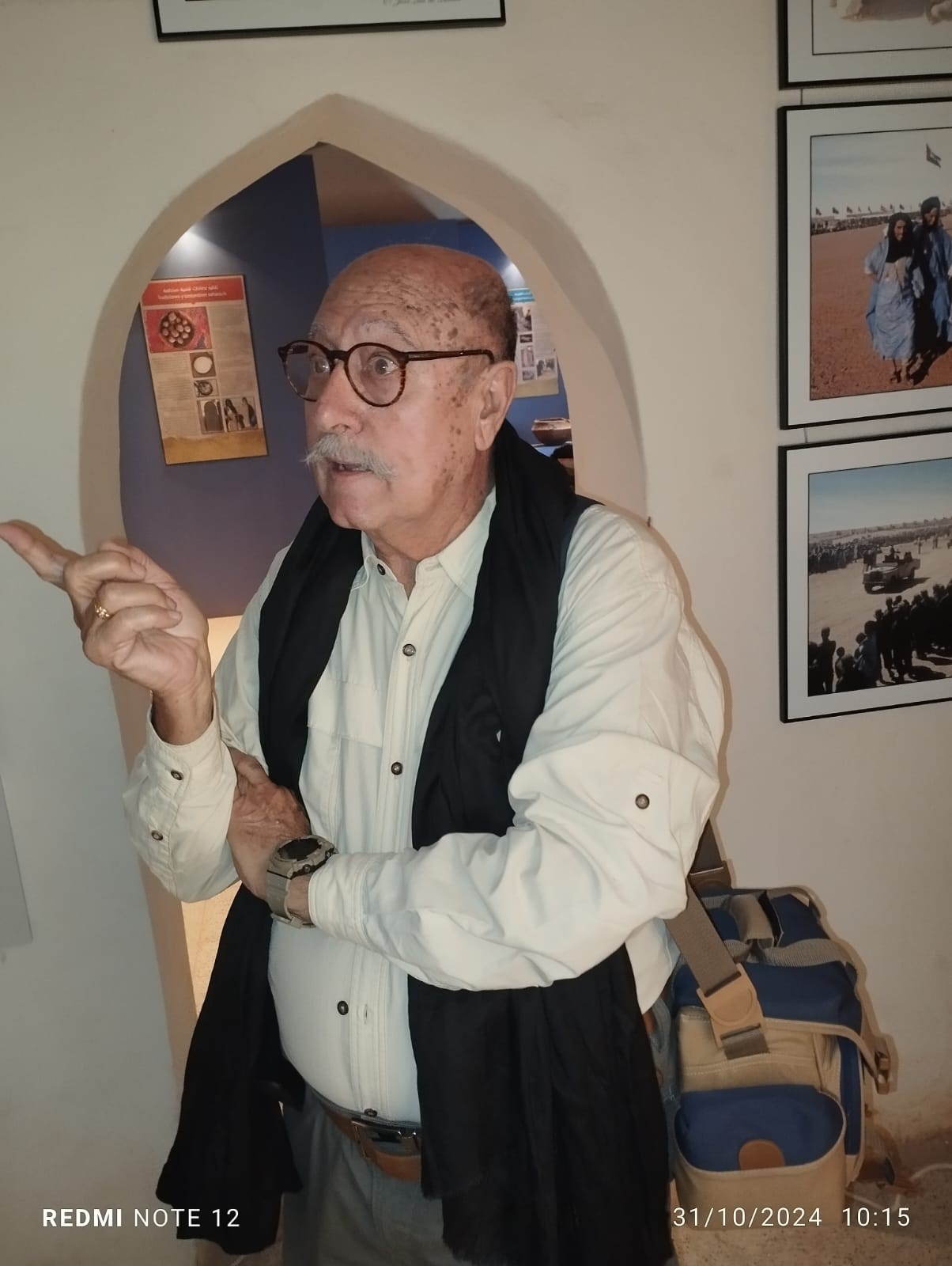 El fotoperiodista ,José Luis de Pablos quien retrató el pasado colonial saharaui y las últimas décadas de la guerra del Sahara Occidental Memoria Gráfica del Pueblo Saharaui