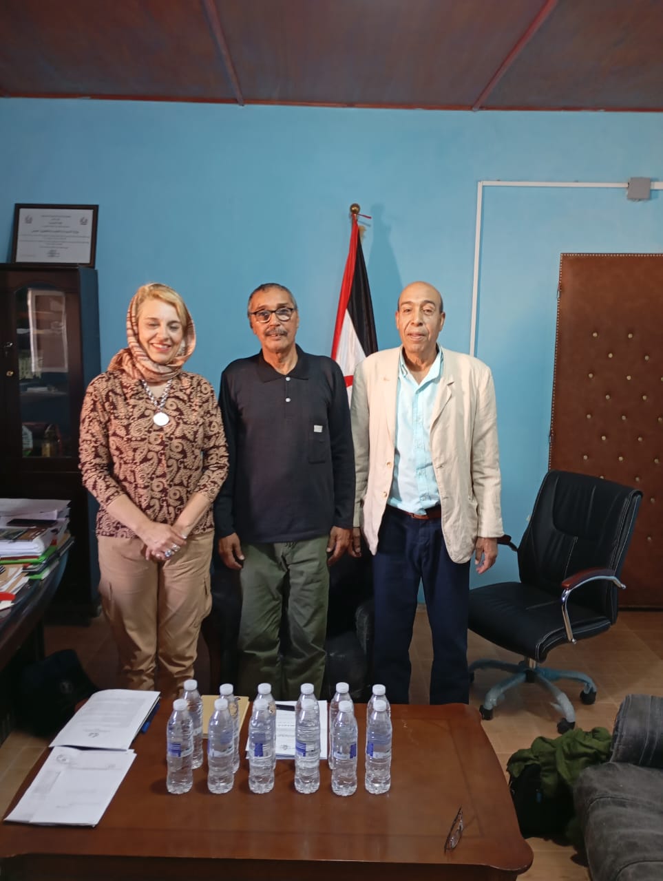 Presidenta de la Asociación Cordobesa de apoyo al Pueblo Saharaui con Titular de Educación Jatri Adduh Presidenta de la Asociación Cordobesa de apoyo al Pueblo Saharaui Kari Krenn