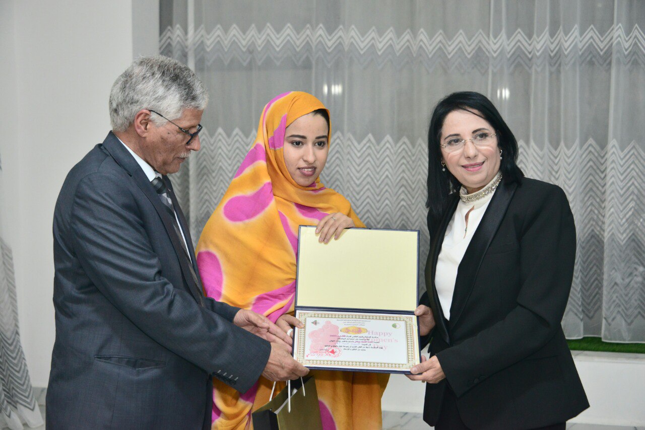 الجزائر
