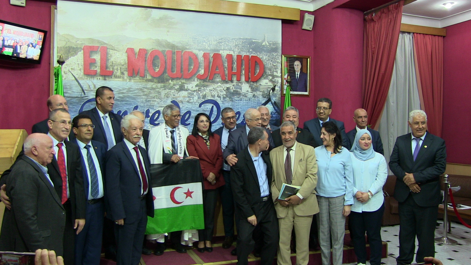 الجزائر