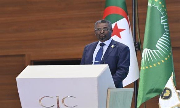 الجزائر
