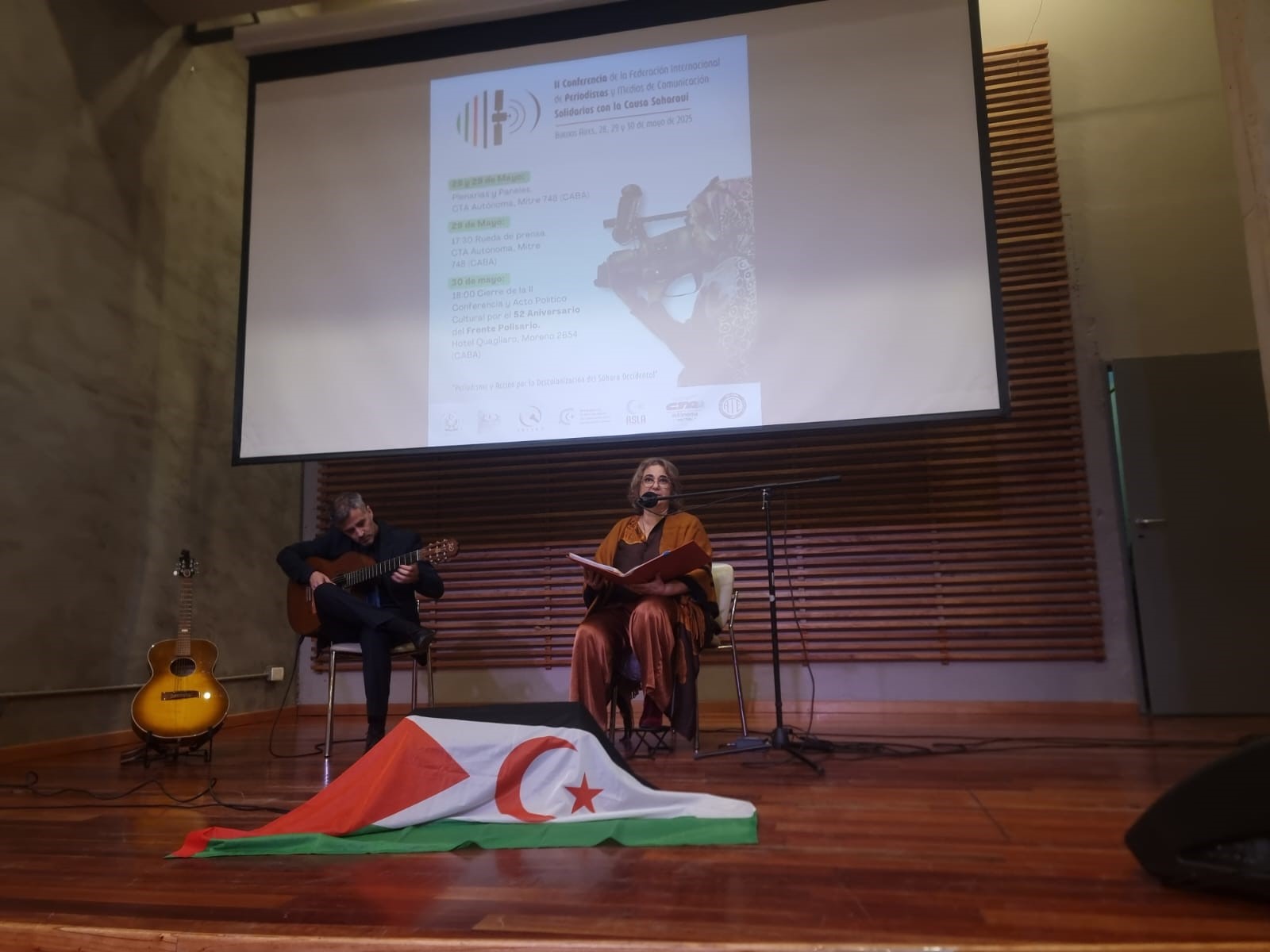 Música y poesía en la II Conferencia Internacional de Periodistas Solidarios con la Causa Saharaui la II Conferencia Internacional de Periodistas Solidarios con la Causa Saharaui