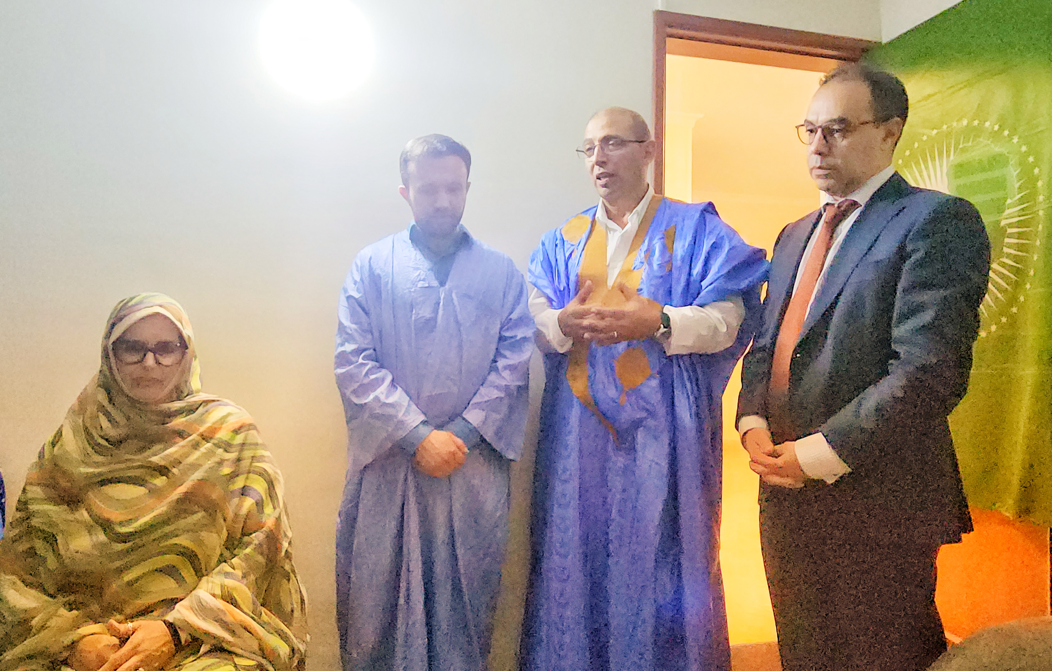 Embajador de Argelia en homenaje a la activista saharaui El Galia Djimi homenaje a la activista saharaui El Galia Djimi