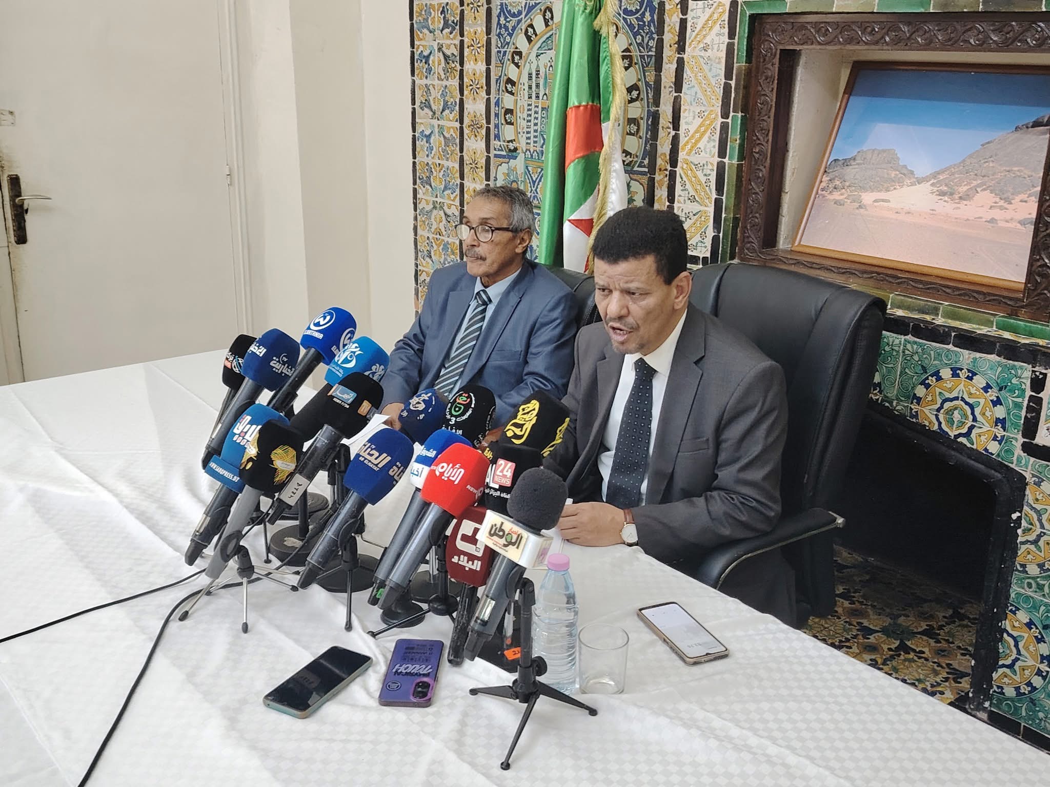 الجزائر