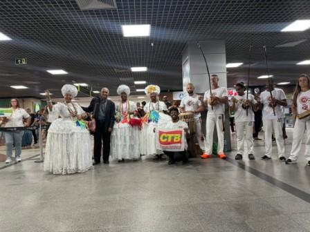 Recibimiento en aeropuerto VI Congreso de la Central de Trabajadores y Trabajadoras de Brasil