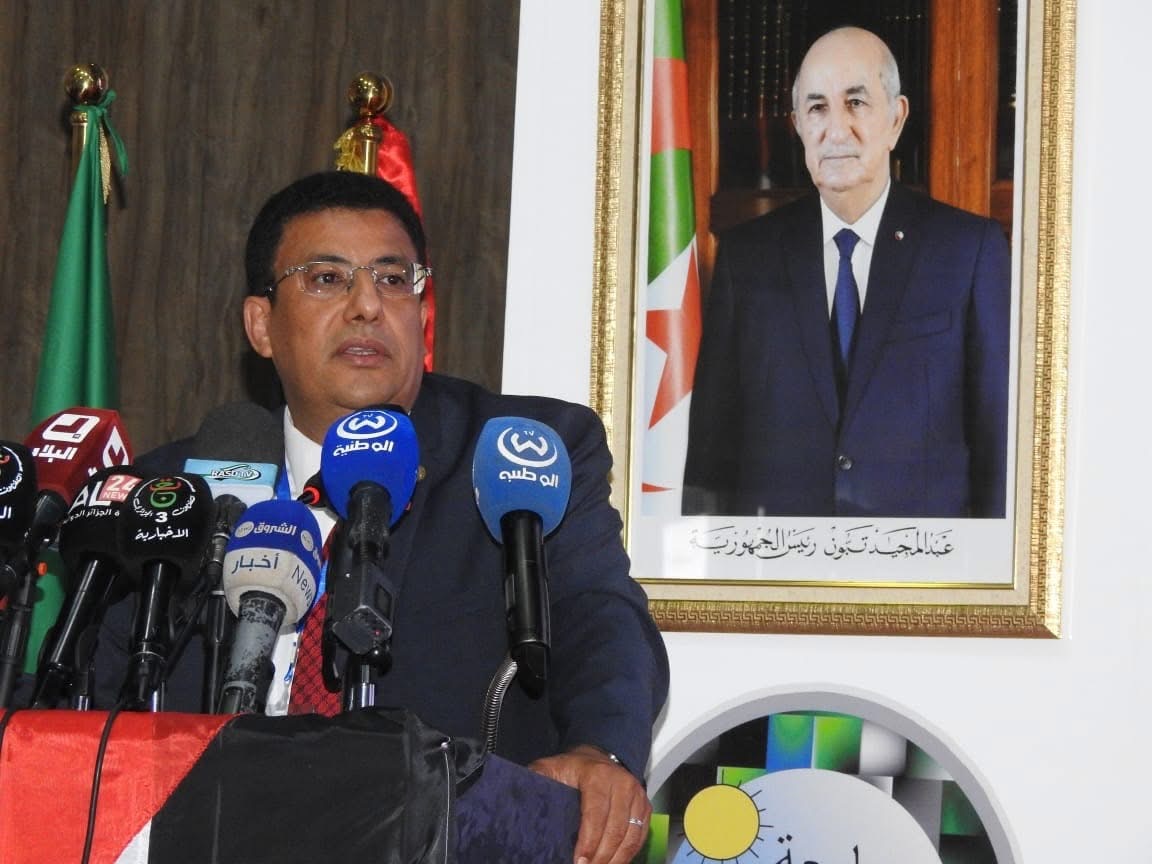 الجزائر
