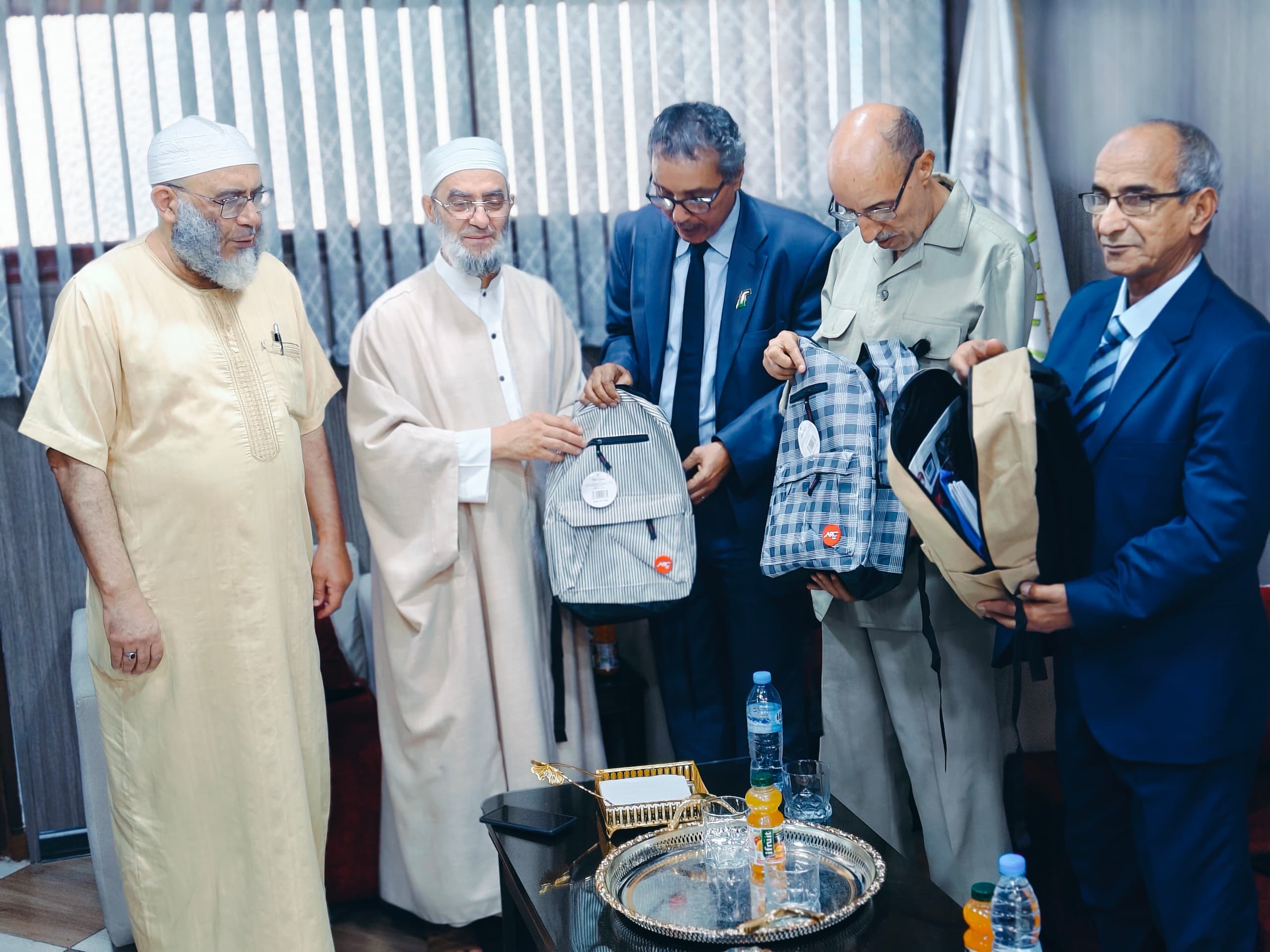 الجزائر