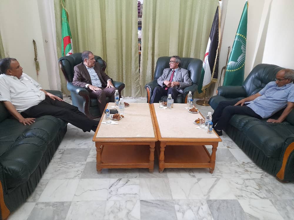 الجزائر