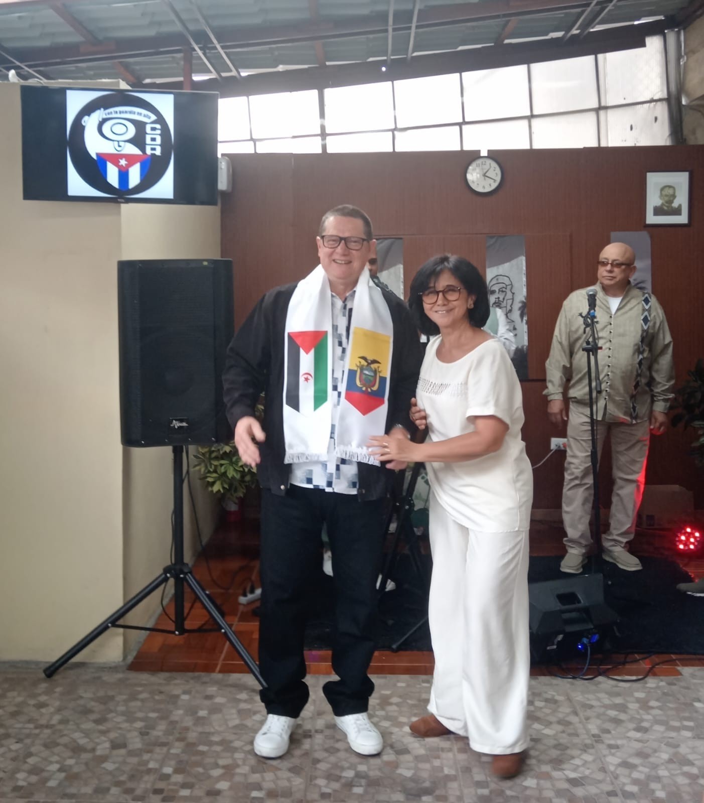 Cuba y la RASD en Ecuador conmemoran 65 Aniversario de los CDR Cuba y la RASD en Ecuador conmemoran 65 Aniversario de los CDR