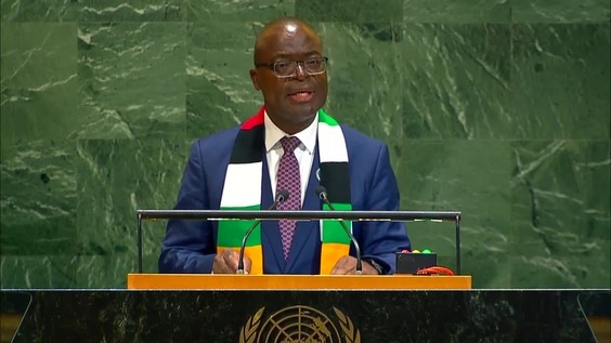 El Ministro de Relaciones Exteriores y Comercio Internacional de la República de Zimbabue, Amon Murwira El Ministro de Relaciones Exteriores y Comercio Internacional de la República de Zimbabue, Amon Murwira