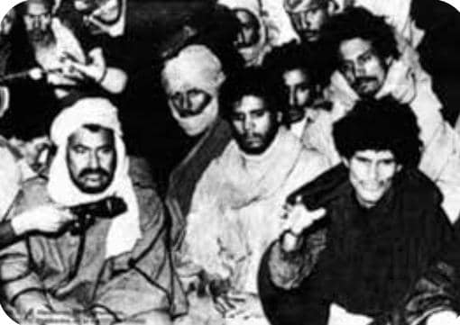 EL Uali  con militantes del Frente POLISARIO