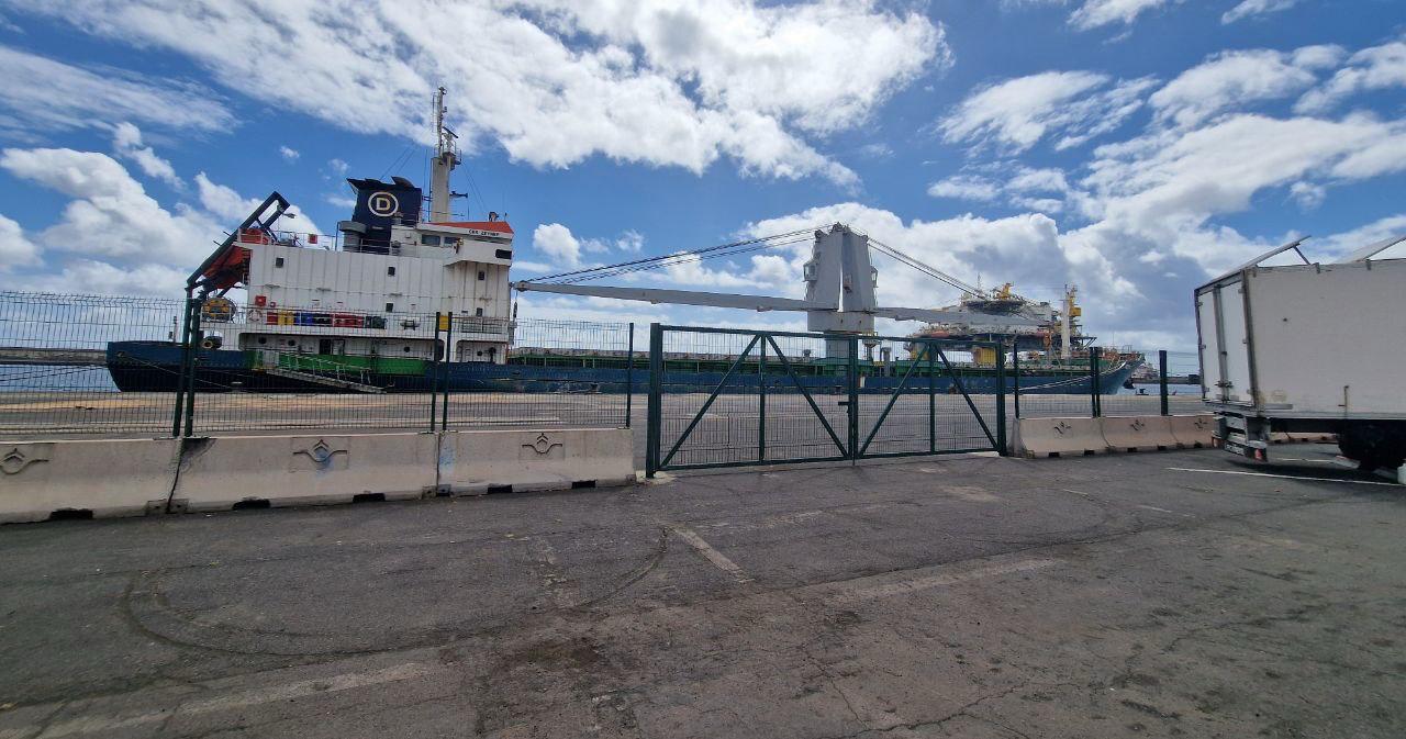 transportan arena extraída de las costas del Sáhara Occidental buque CKR Zeynep