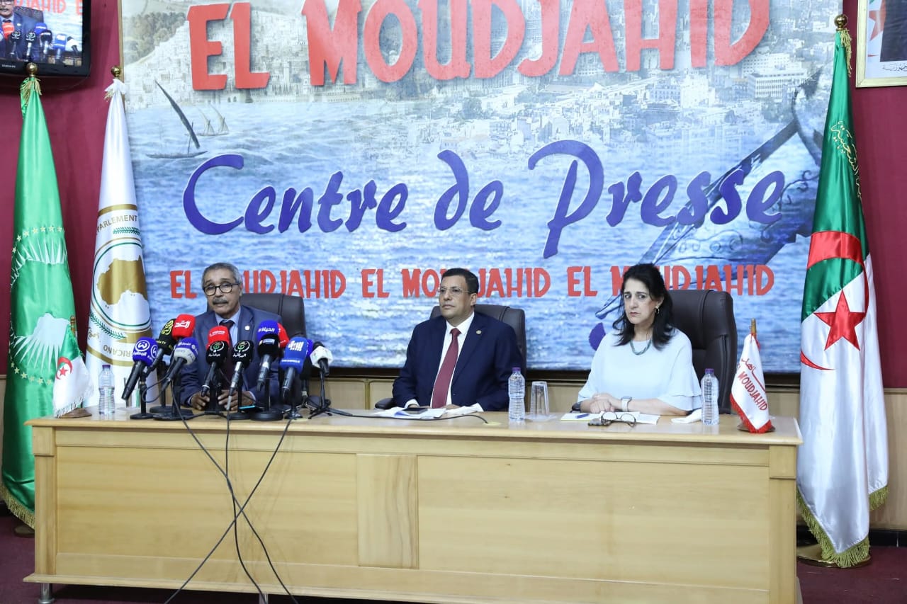 الجزائر