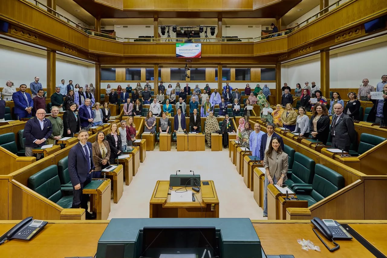 Parlamento Vasco expresa su profunda preocupación por el estado de salud del preso político saharaui Ennaâma Asfari