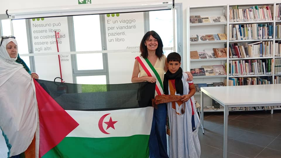 El municipio italiano de Novi di Modena reafirma históricos vínculos de solidaridad y amistad con el pueblo saharaui El municipio italiano de Novi di Modena reafirma históricos vínculos de solidaridad y amistad con el pueblo saharaui
