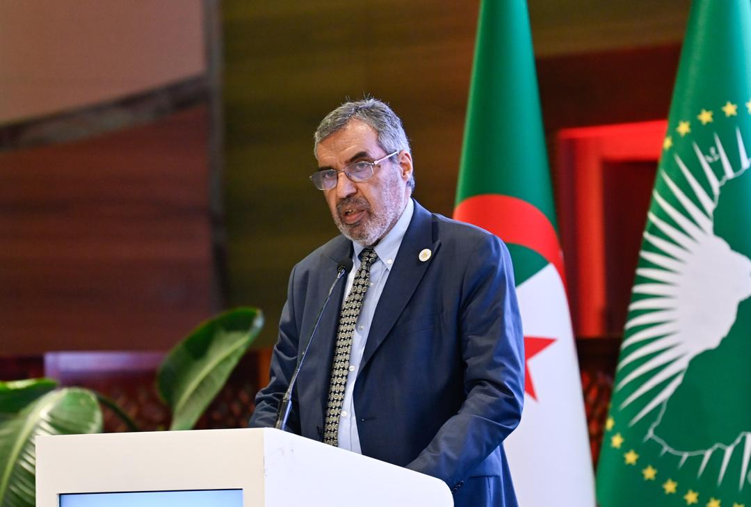الجزائر