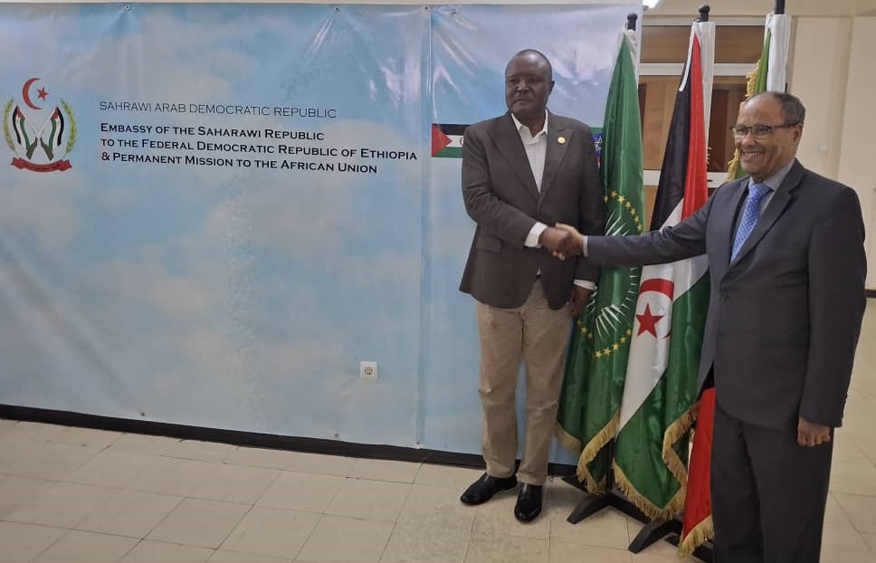 سفارةالجمهورية باديس