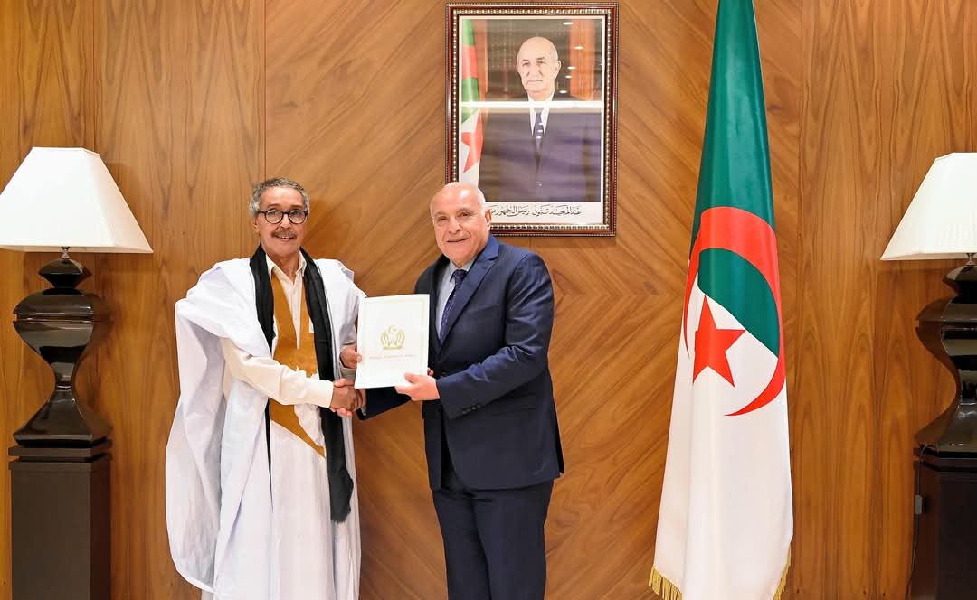 الجزائر