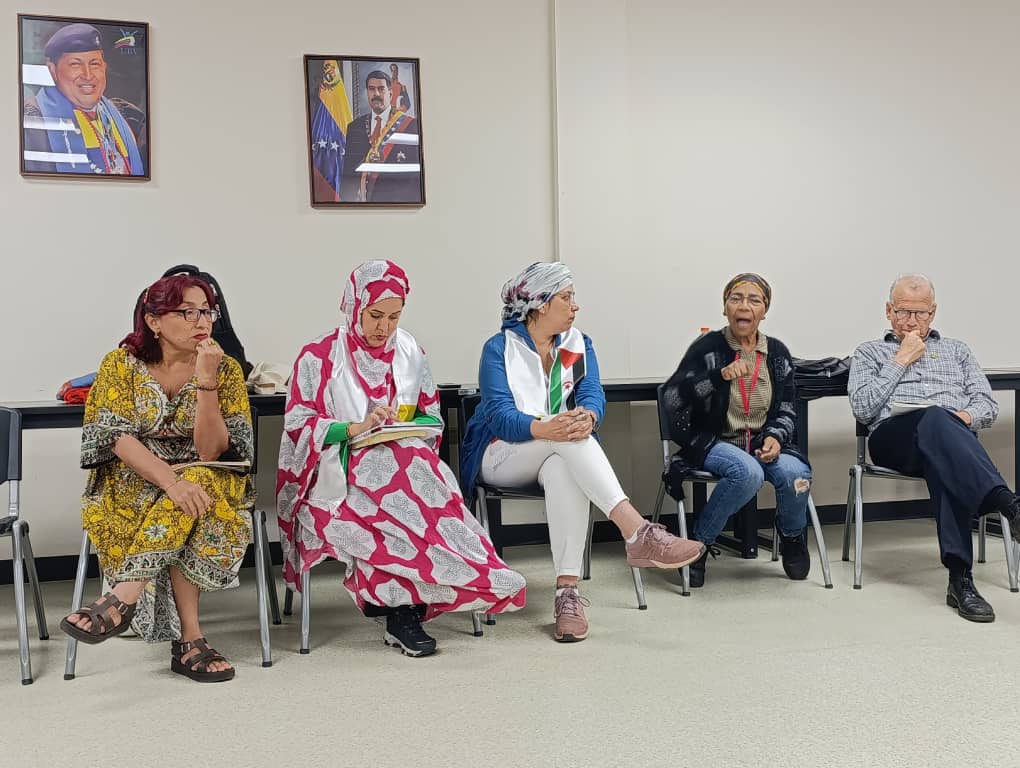 Homenaje a los presos políticos de Gdeim Izik