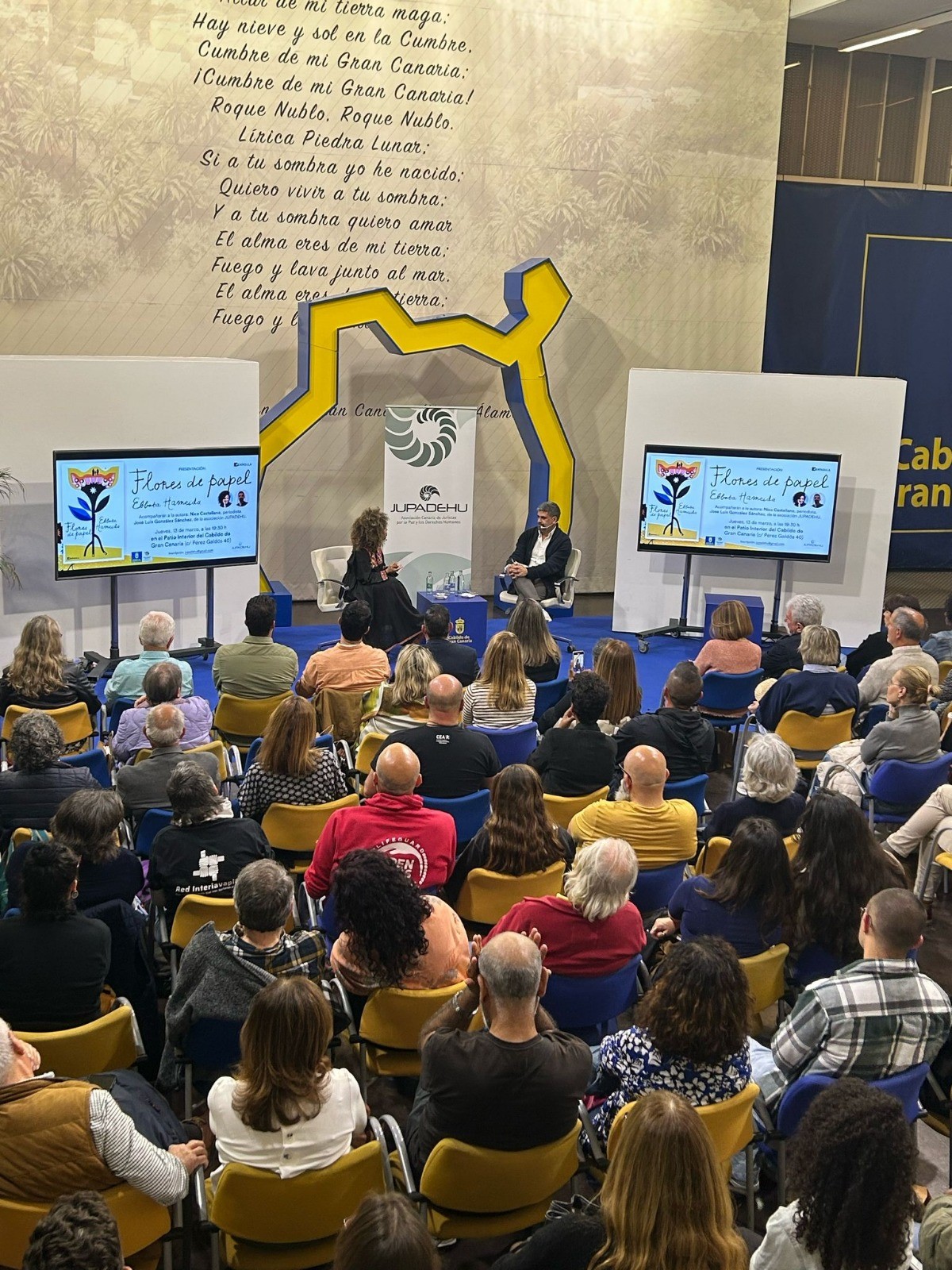 Gran Canaria acoge la presentación de Flores de Papel