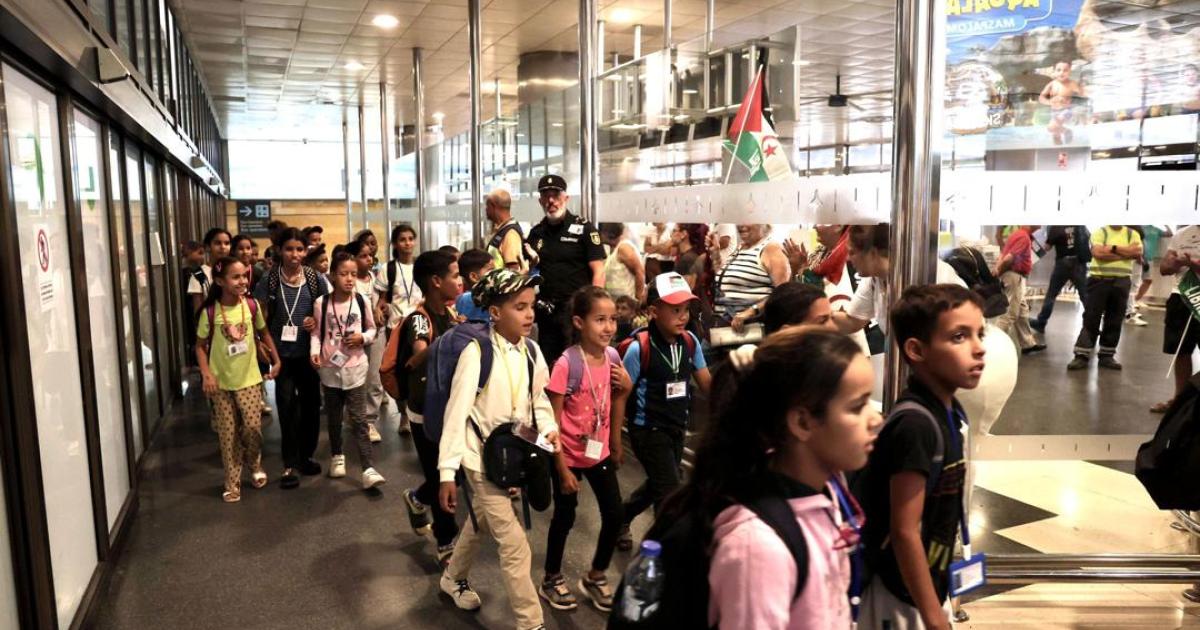 Canary Islands welcome group of Sahrawi children as part of Holidays in Peace program