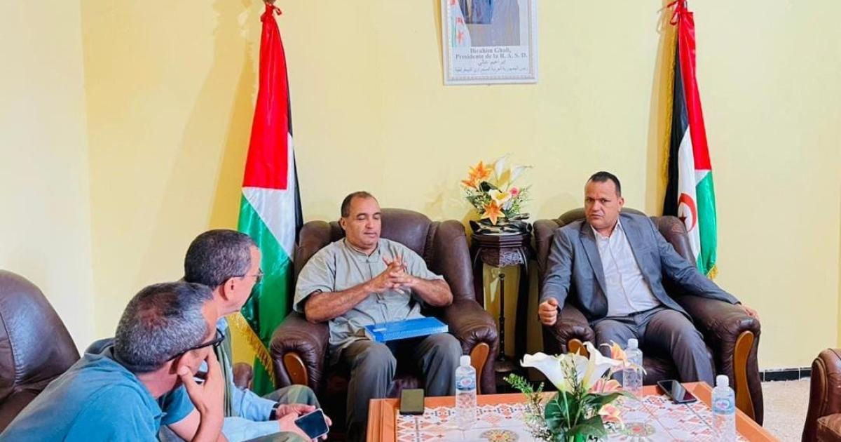 Minister of Culture receives Director of Tindouf province Cultural Center and Commissioner of National Monodrama and Theatrical Arts Festival