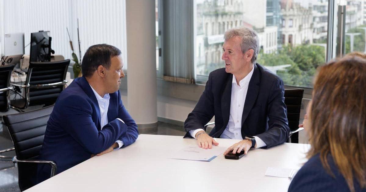 President of Galicia’s Government grants official reception to Polisario Front Representative